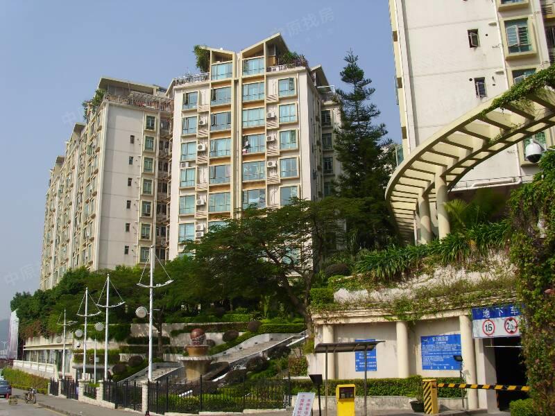 《中原优房》东方凤雅台 朝南好户型 精装修 安静 拎包入住
