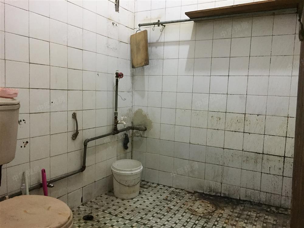 总价低 配套齐 学位好 楼梯房