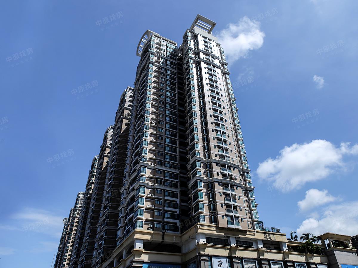 西乡地-铁口,精装电梯2房,大社区花园,保养新