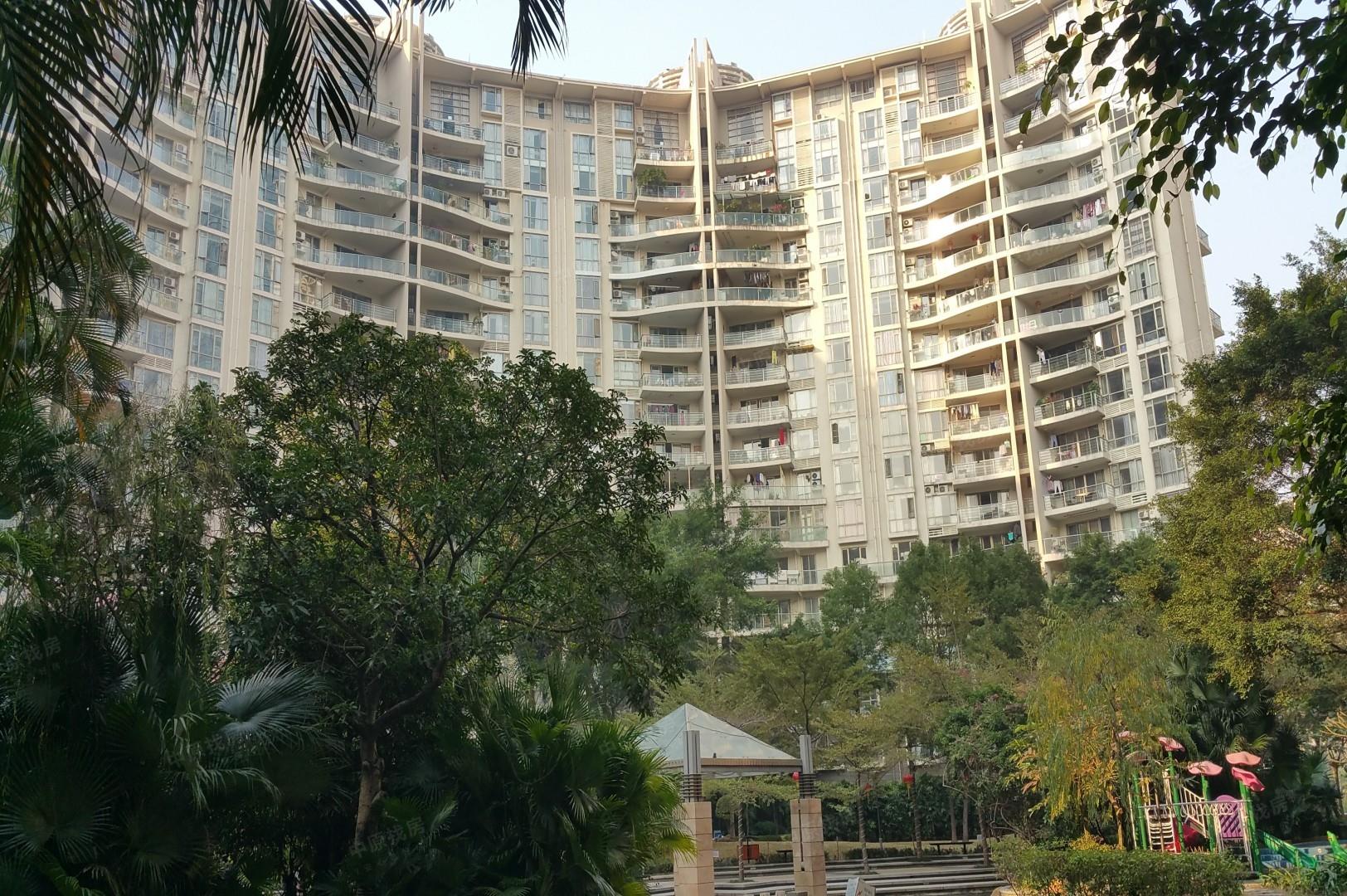 看小区中间位置 户型通透 看小区全园景