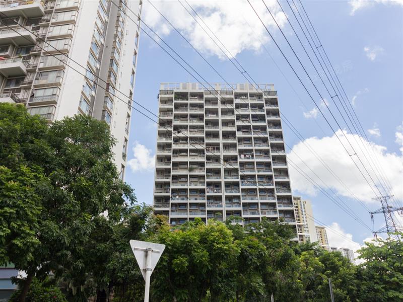 香格丽苑【香格丽苑 看房方便的4房 业主诚意出售】深圳租房-中原地产